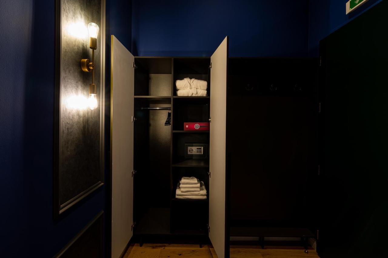 Boutique Hotel Cocosul De Aur Târgu-Mureş Esterno foto