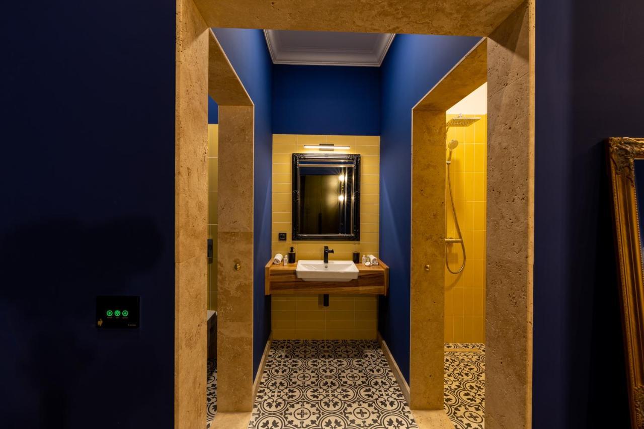 Boutique Hotel Cocosul De Aur Târgu-Mureş Esterno foto