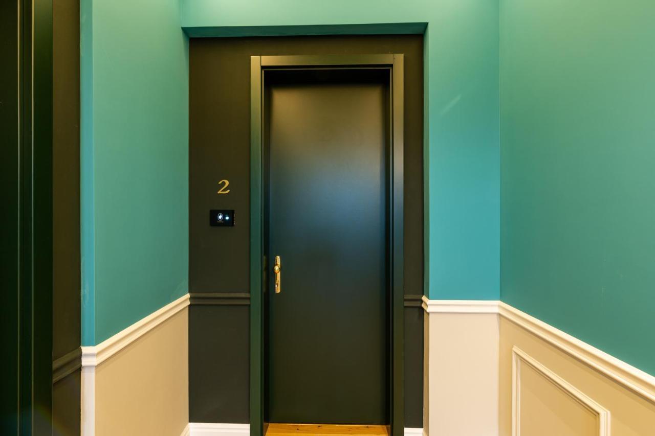 Boutique Hotel Cocosul De Aur Târgu-Mureş Esterno foto