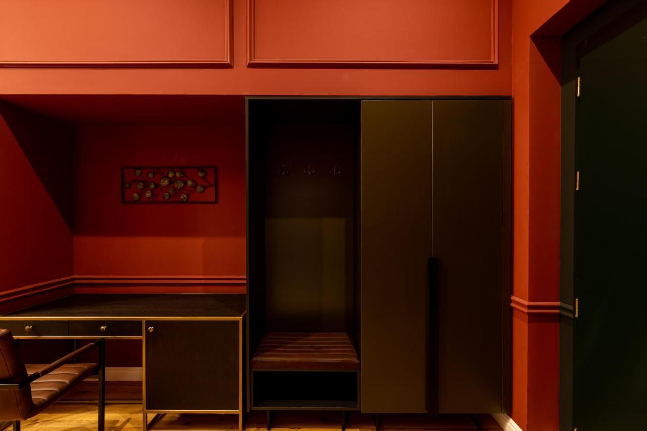 Boutique Hotel Cocosul De Aur Târgu-Mureş Esterno foto