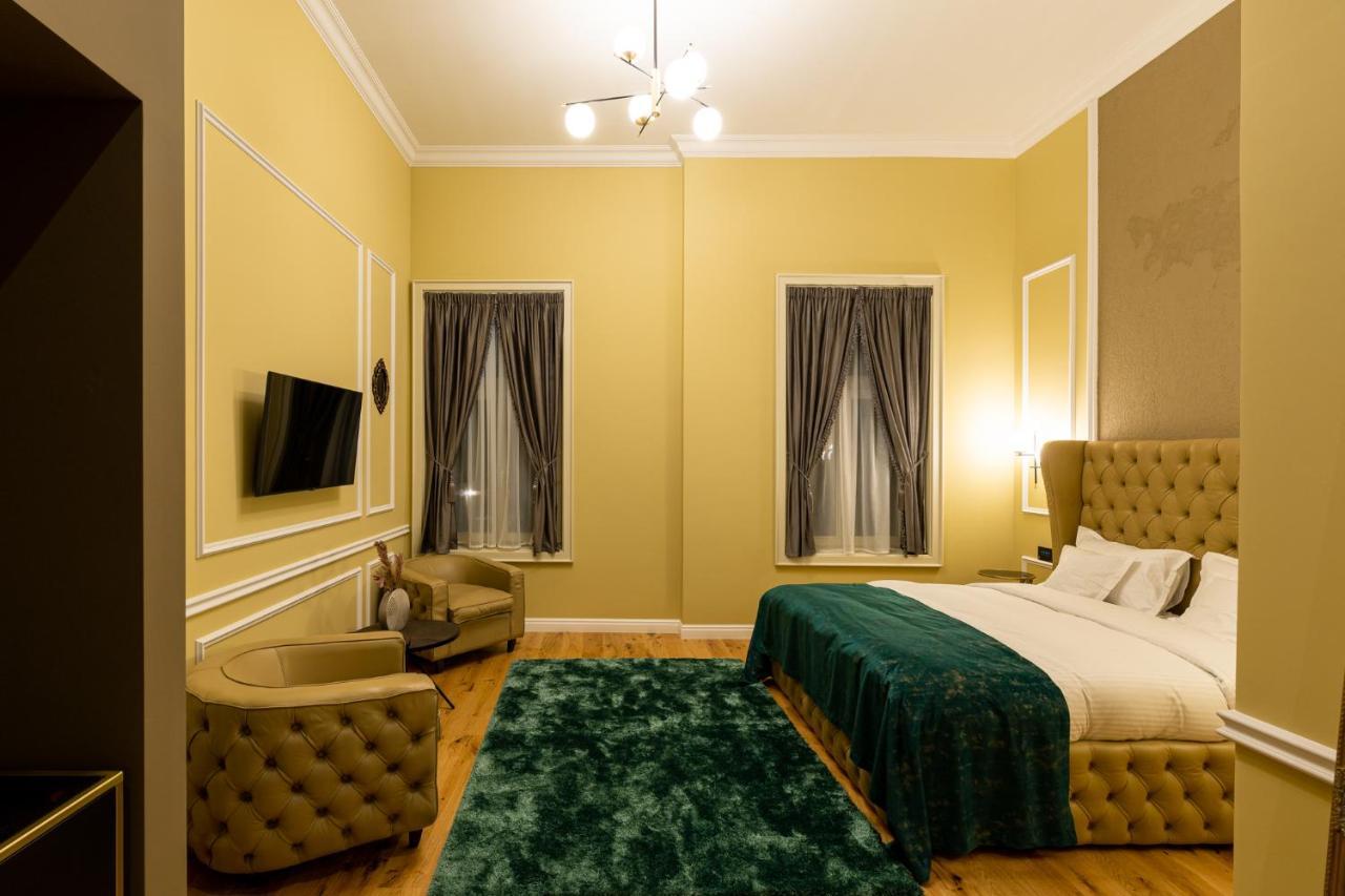 Boutique Hotel Cocosul De Aur Târgu-Mureş Esterno foto
