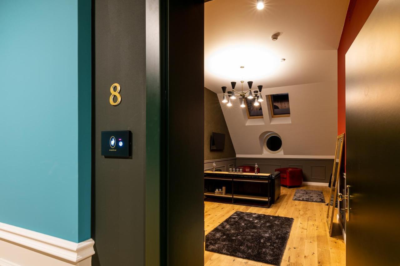 Boutique Hotel Cocosul De Aur Târgu-Mureş Esterno foto